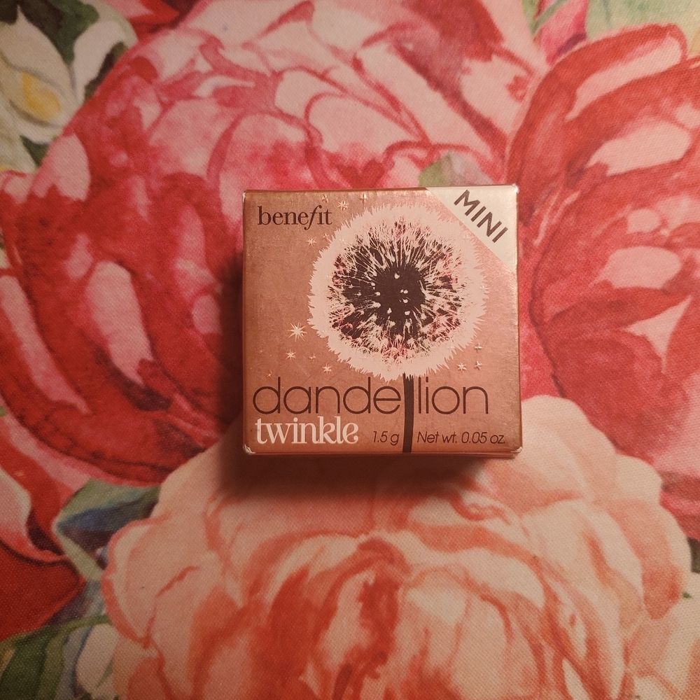 NIB Benefit Mini Dandelion Twinkle Blush Highlight